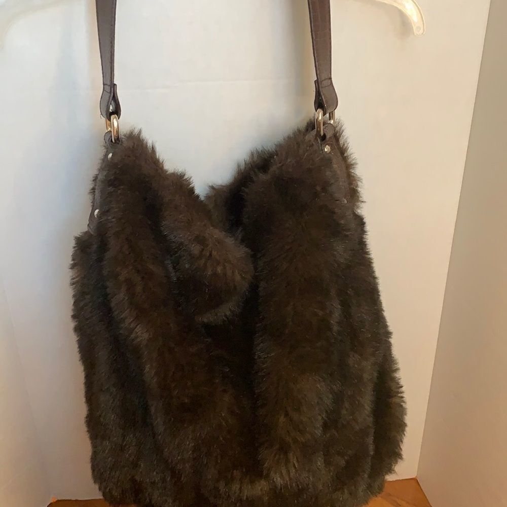 Bath and Bodyworks fur tote/bag